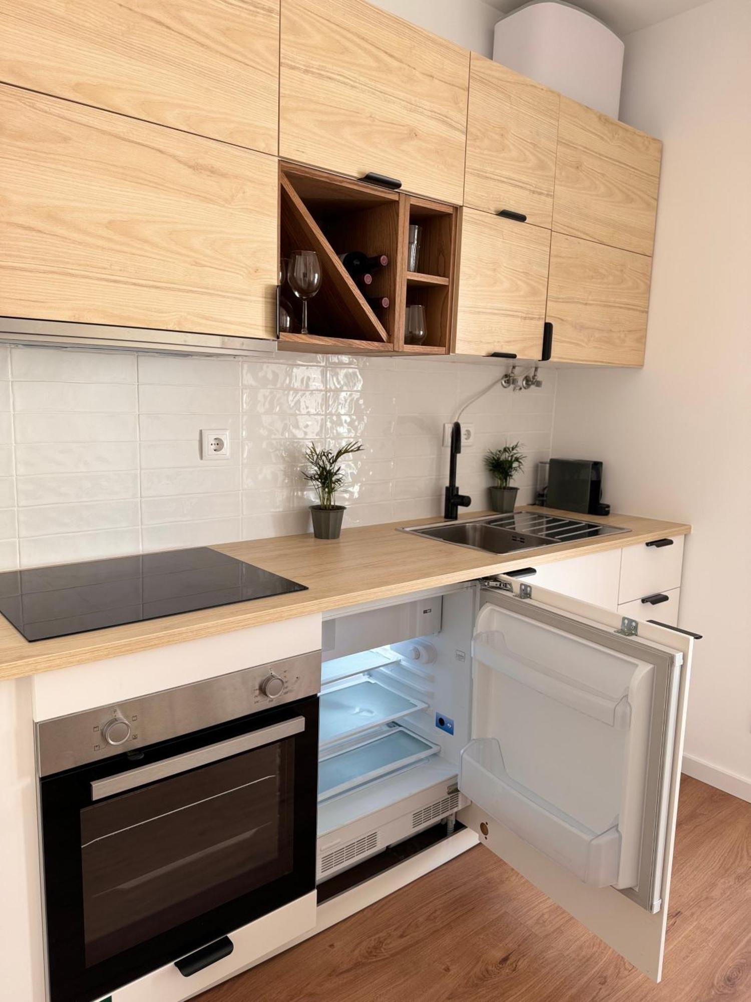 נאזרה Salty Apartments מראה חיצוני תמונה